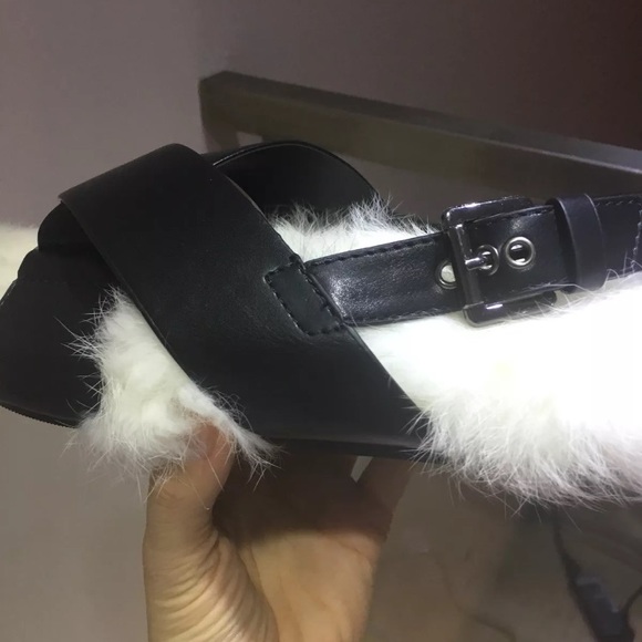 Sandals - Picture 7 of 7